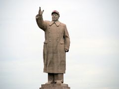 01 Kashgar Mao Statue.jpg